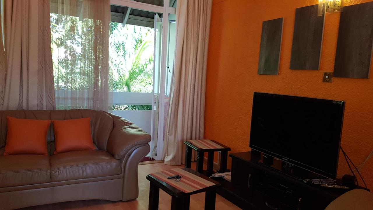 Lolo'S 1Bed Apt-Best Location-2Balconies Harare Dış mekan fotoğraf